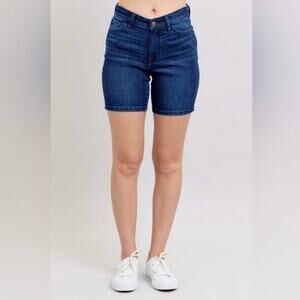NEW Judy Blue V-Front Jean Shorts Dark Wash - Size M